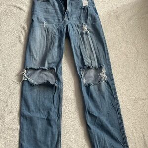 Hollister Women’s Light Blue High Rise Ripped Jeans-